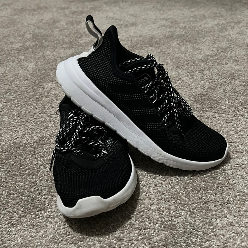 Ladies Adidas Lightweight Tennis Shoes